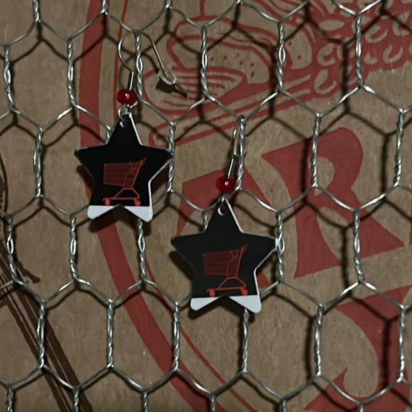 Trader Joe’s earrings star shaped - Picture 2 of 3